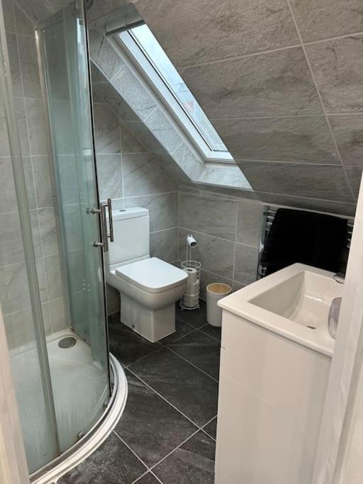 Adam'S Place, Watford Wd17 2Py Villa Dış mekan fotoğraf