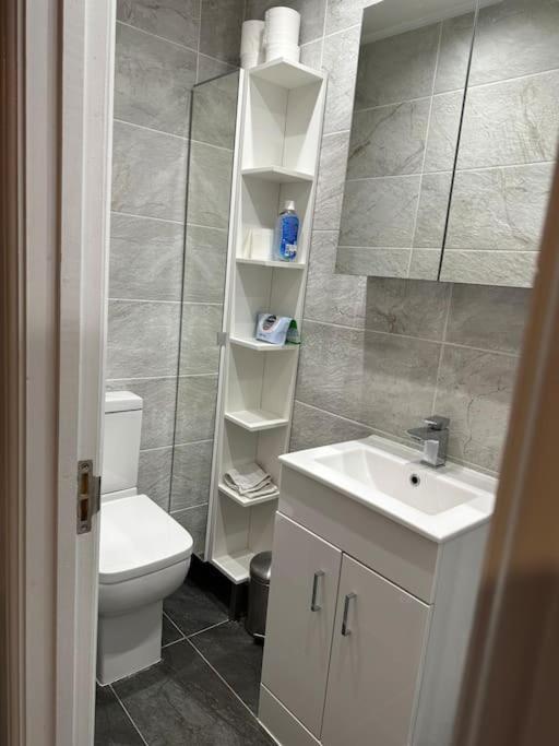 Adam'S Place, Watford Wd17 2Py Villa Dış mekan fotoğraf